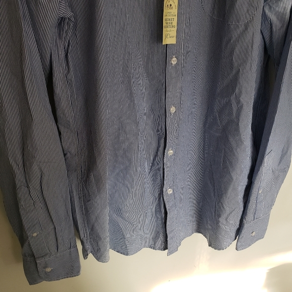 🌞SOLD🌞 J. Crew Classic Blue and White Pinstripe Button Down Shirt 100% Cotton - Picture 4 of 12